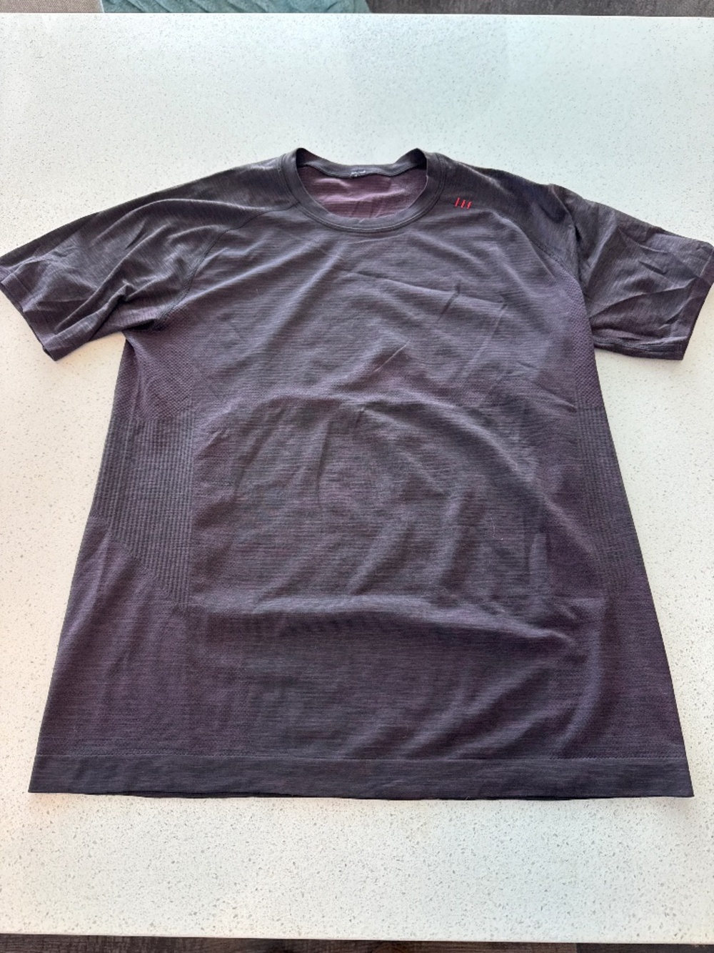 Men’s Lululemon Maroon Top